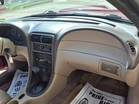 Used 2002 Ford Mustang GT RWD image 37
