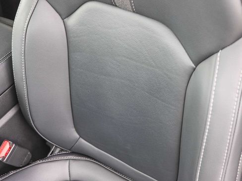 Used 2025 Honda Pilot EX-L image 23