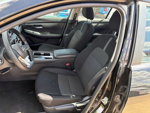 Used 2024 Nissan Sentra SV FWD image 20
