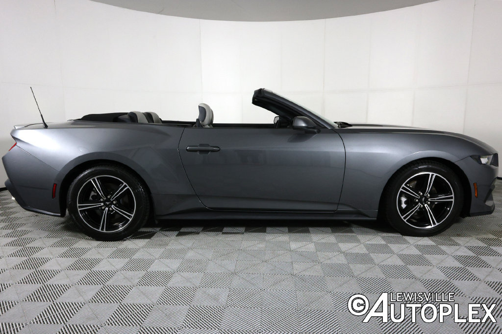 Used 2024 Ford Mustang Premium RWD image 5
