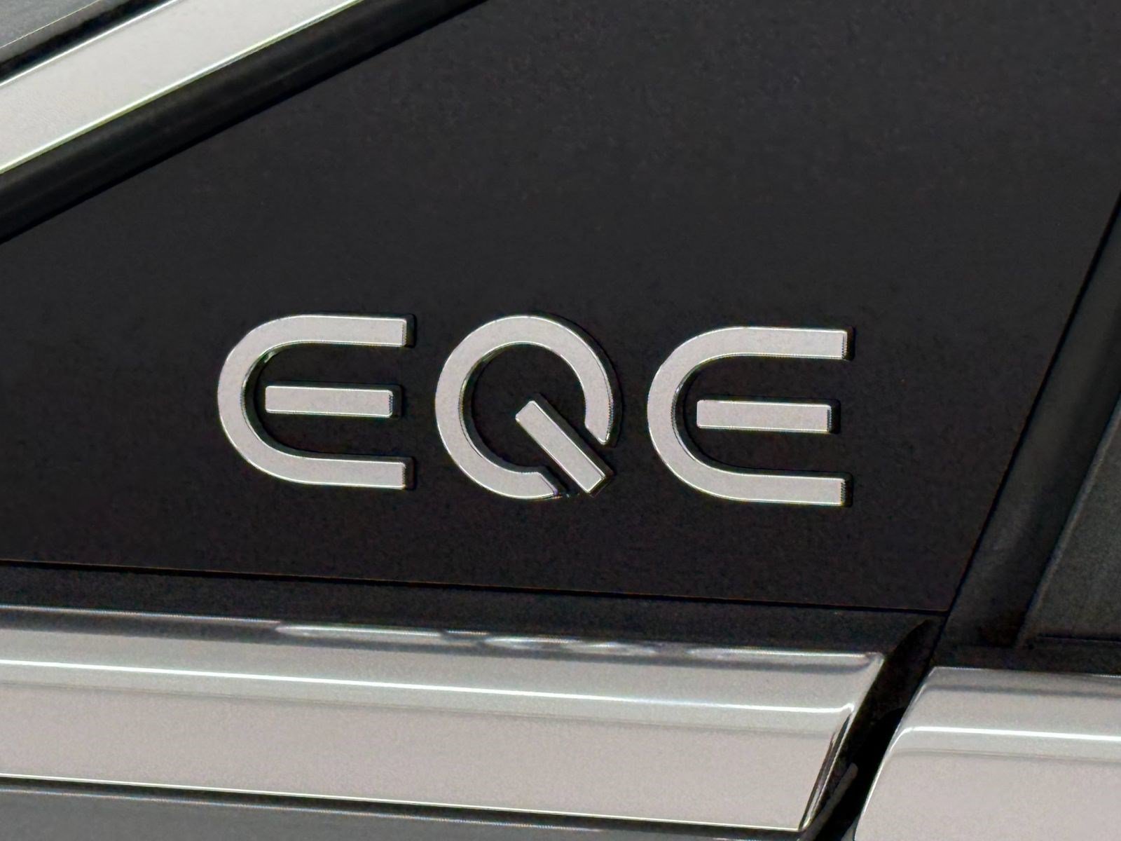 Used 2023 Mercedes-Benz EQE 350+ Sedan image 32
