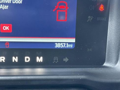 Certified 2023 Ford Bronco Badlands image 3