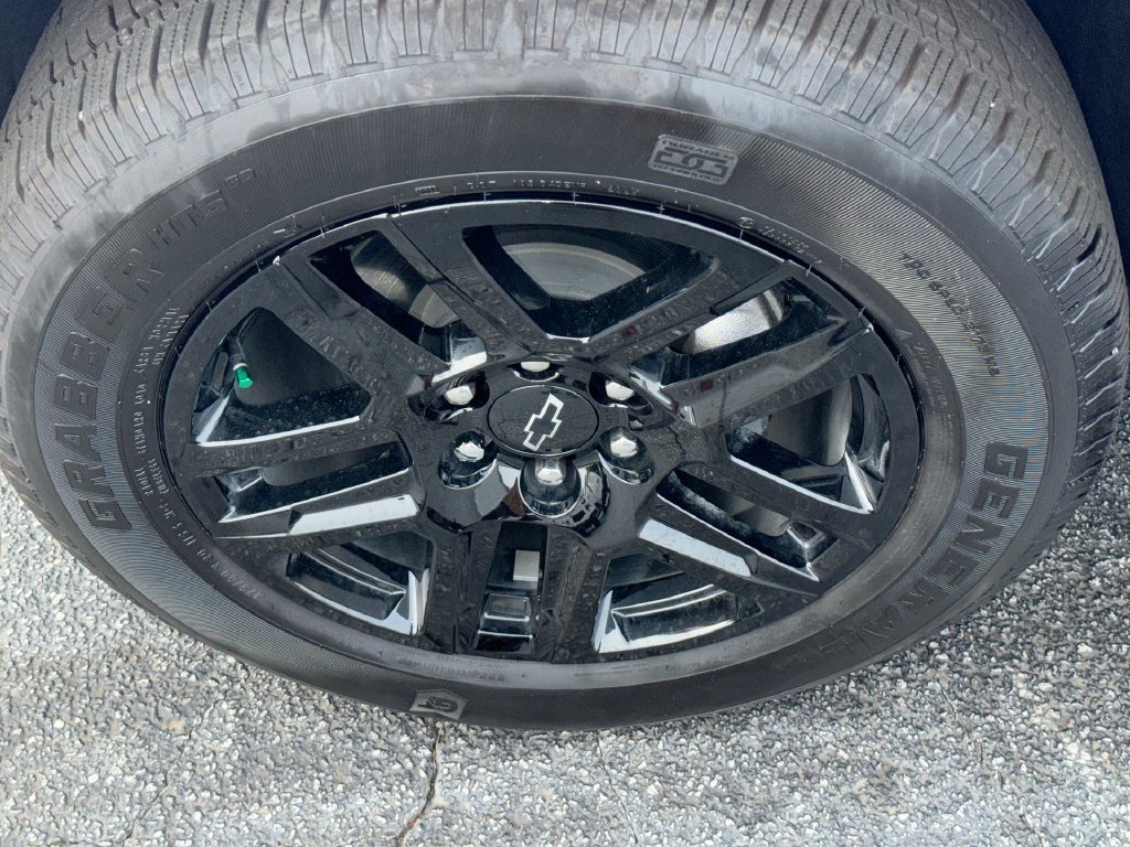 Used 2025 Chevrolet Silverado 1500 RST RWD image 12