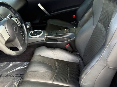 Used 2003 Nissan 350Z Touring RWD image 10