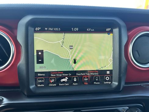 Certified 2021 Jeep Wrangler Unlimited Rubicon w/ Xtreme Recon 35" Tire Package image 14