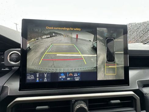 Certified 2025 Toyota 4Runner Limited image 26