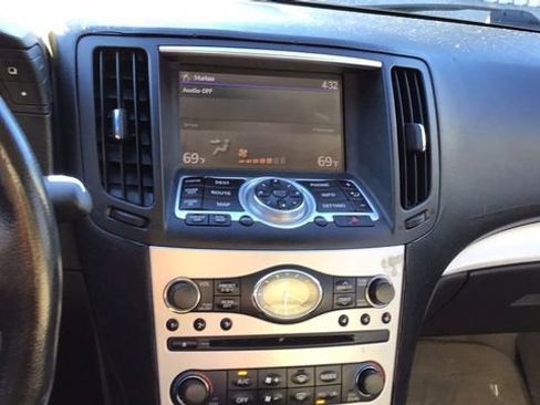 Used 2009 INFINITI G37 Journey w/ Premium Pkg image 20