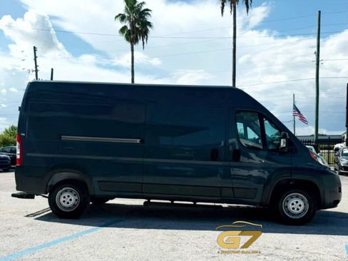 Used 2018 RAM ProMaster 2500 FWD image 4