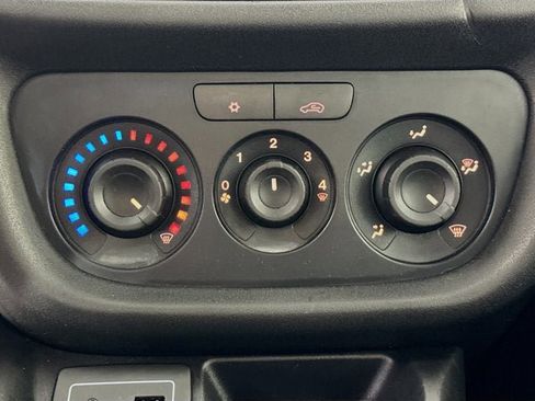 Used 2020 RAM ProMaster City Tradesman w/ Window Group 05 image 14