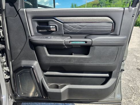 New 2026 RAM 3500 Limited AWD/4WD image 36