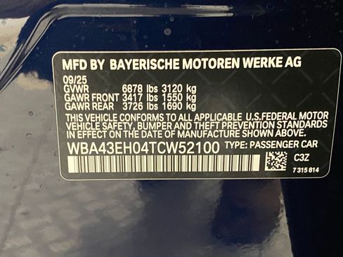 Used 2026 BMW 750e xDrive w/ Executive Package AWD/4WD image 21