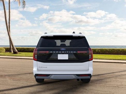 New 2026 Ford Expedition Platinum w/ Platinum Ultimate Package AWD/4WD image 6