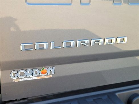 Used 2022 Chevrolet Colorado LT image 17
