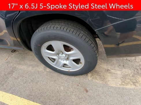 Used 2011 Toyota RAV4 4WD w/ Base L4 Extra Value Pkg image 5