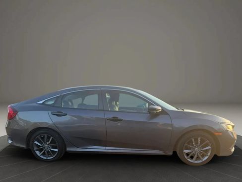 Used 2021 Honda Civic EX image 4