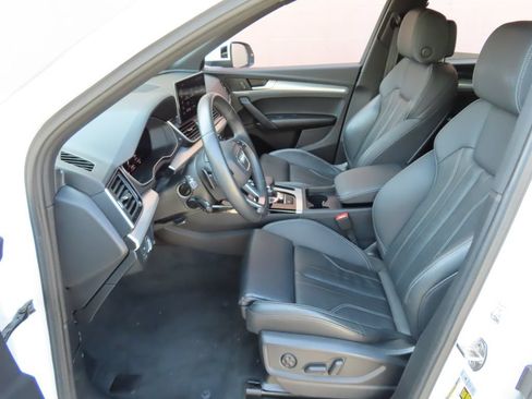 Used 2025 Audi Q5 2.0T Premium AWD/4WD image 29