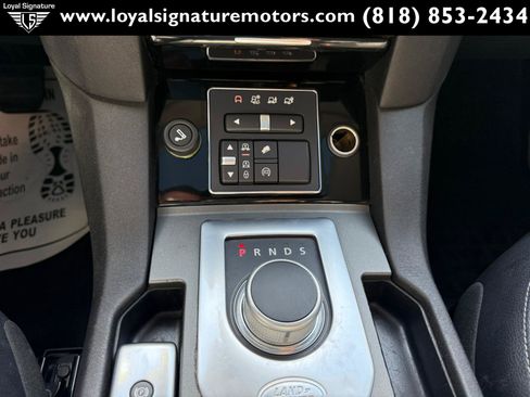Used 2016 Land Rover LR4 HSE AWD/4WD image 32