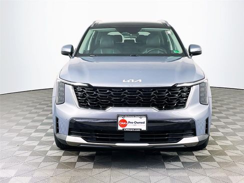 Used 2025 Kia Sorento S w/ Panoramic Sunroof Package FWD image 2