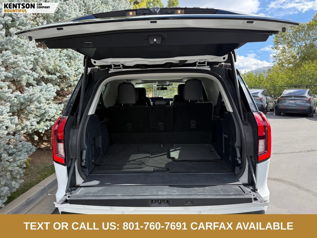 Used 2025 Ford Expedition Max Platinum AWD/4WD image 30