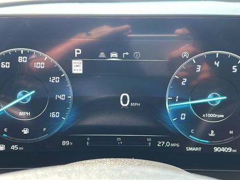 Used 2023 Kia Sportage SX FWD image 2