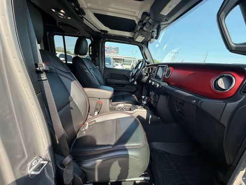 Used 2021 Jeep Wrangler Unlimited Rubicon AWD/4WD image 23