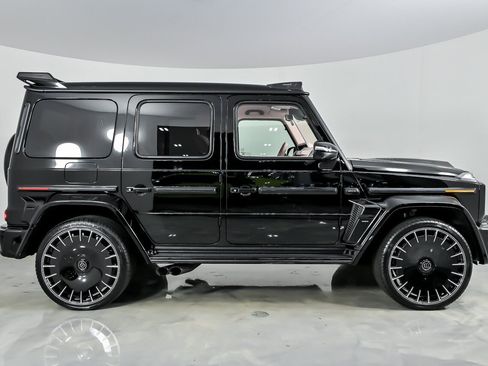 Used 2025 Mercedes-Benz G 63 AMG 4MATIC image 14
