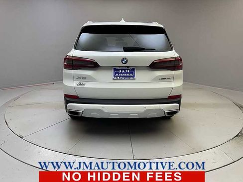 Used 2023 BMW X5 xDrive40i w/ Premium Package AWD/4WD image 4
