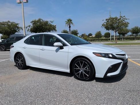Certified 2023 Toyota Camry SE w/ Convenience Package FWD image 2