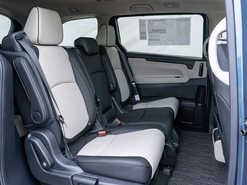 New 2026 Honda Odyssey Elite image 15