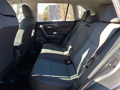 Used 2023 Toyota RAV4 XLE image 10