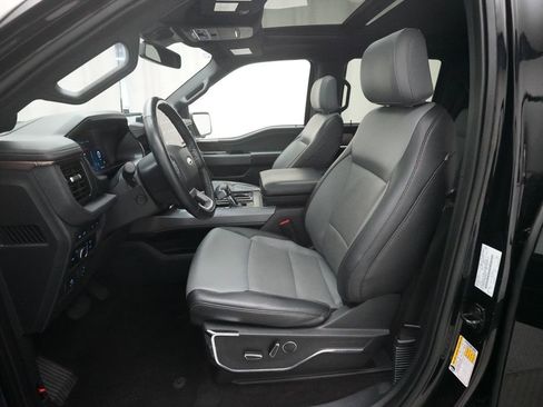 Used 2023 Ford F150 Lightning Lariat w/ Equipment Group 511A High image 7