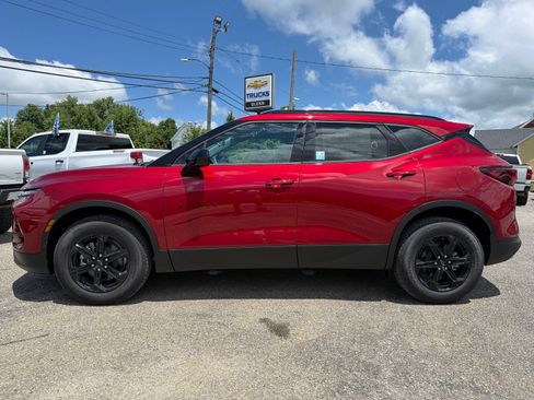 New 2026 Chevrolet Blazer LT w/ Midnight/Sport Edition AWD/4WD image 5