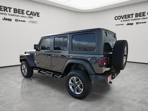 Used 2019 Jeep Wrangler Unlimited Sport S image 7