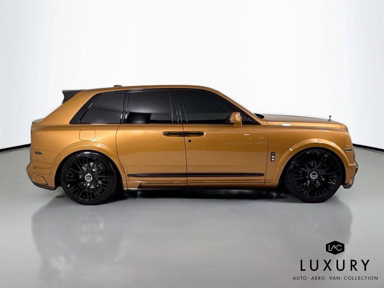 Used 2021 Rolls-Royce Cullinan AWD/4WD image 6