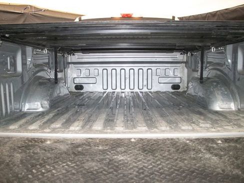 Used 2018 Ford F150 XLT w/ Heavy-Duty Payload Package image 14