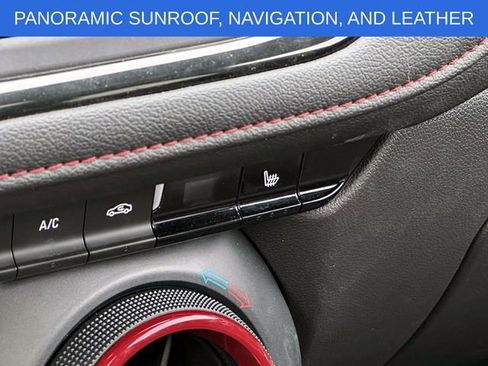 Certified 2019 Chevrolet Blazer RS w/ Sun and Wheels Package image 27