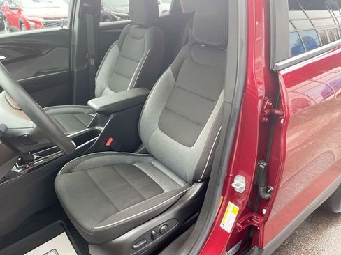 Used 2023 Chevrolet TrailBlazer LT w/ Convenience Package image 18