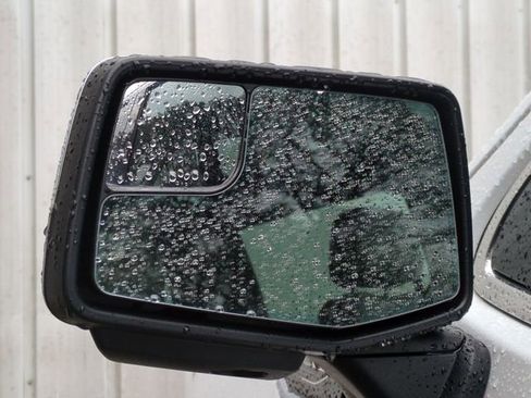 Used 2019 GMC Sierra 1500 SLT w/ SLT Convenience Package image 18