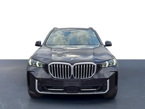 Used 2025 BMW X5 xDrive40i AWD/4WD image 2