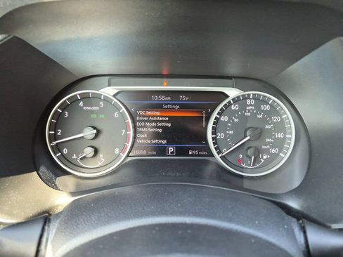 Used 2023 Nissan Sentra SV w/ All-Weather Package FWD image 14