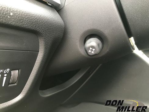 New 2026 Jeep Grand Cherokee Limited Reserve image 16