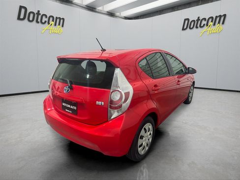 Used 2014 Toyota Prius C Four image 9