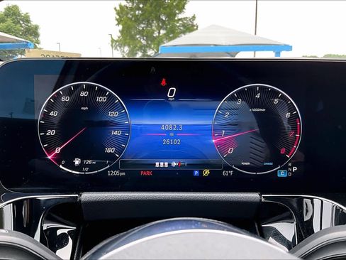 Used 2025 Mercedes-Benz GLA 250 image 48