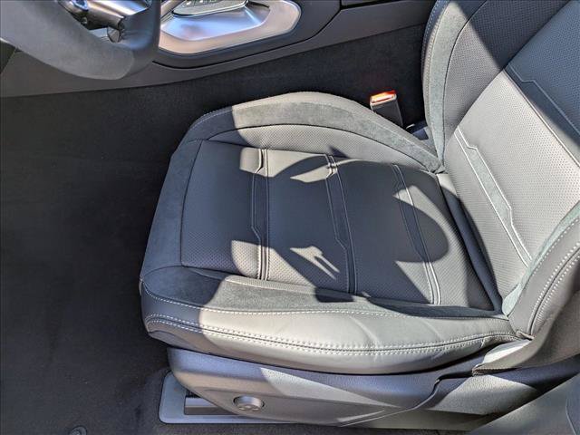 New 2026 Mercedes-Benz GLE 53 AMG 4MATIC Coupe image 4