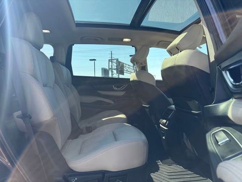 Used 2019 Subaru Ascent Limited image 11