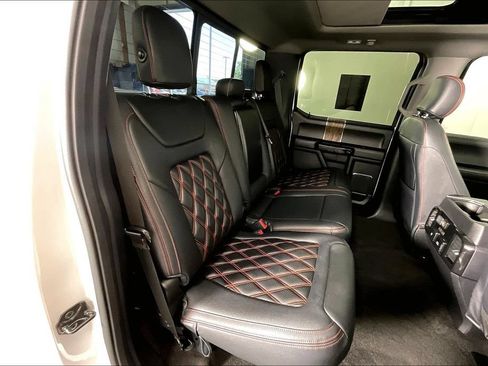 Used 2019 Ford F150 Lariat w/ Equipment Group 502A Luxury AWD/4WD image 35