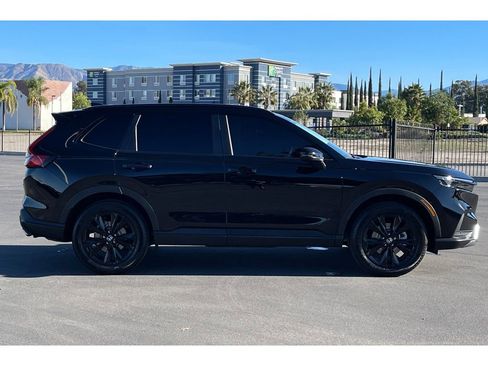 Certified 2026 Honda CR-V Sport Touring image 7