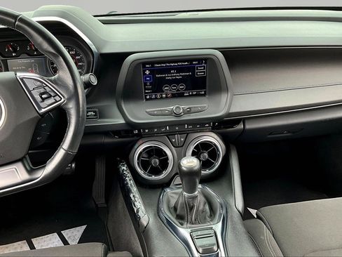 Used 2024 Chevrolet Camaro LT image 9