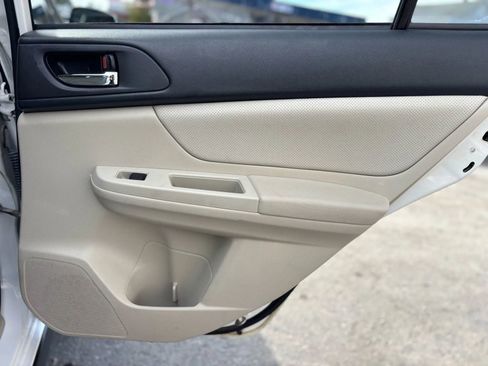 Used 2013 Subaru Crosstrek 2.0i Limited image 12