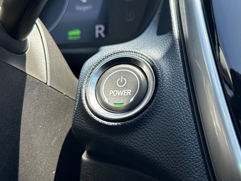 Used 2023 Chevrolet Bolt EUV Premier w/ Sun & Sound Package FWD image 21